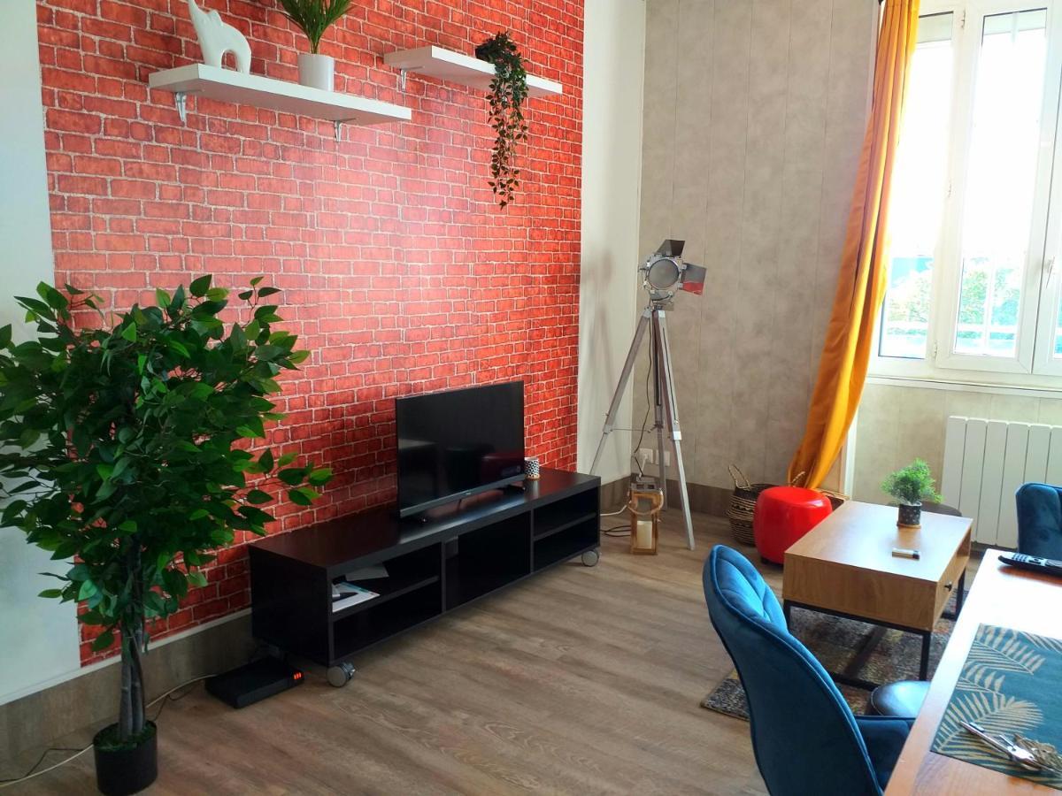 La Tour De Beurre- Appartement Lumineux Et Spacieux Bourges Exterior foto